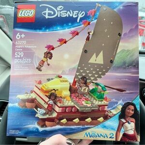 LEGO - Disney Moana's Adventure Canoe - Moana 2 LEGO Set